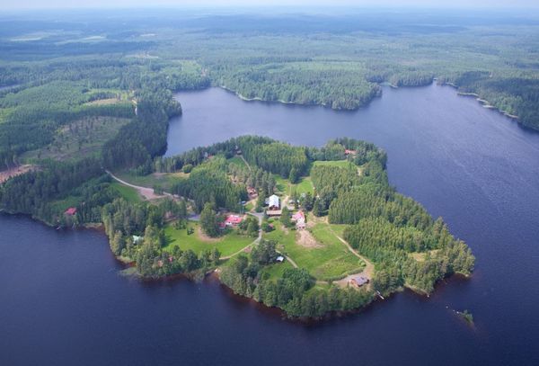 Niemikotka peninsula in the middle of Lake Kotkajärvi