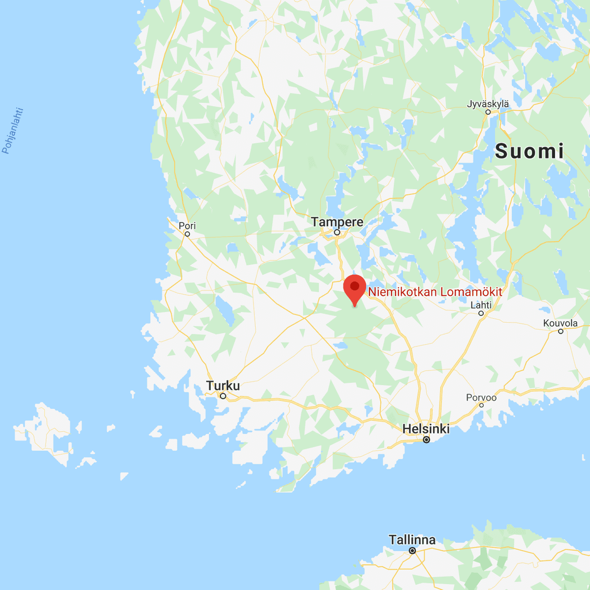 Kotkajärvi sijaitsee kolmion keskellä, jonka kulmat ovat: Hämeenlinna, Akaa(Toijala) sekä Forssa